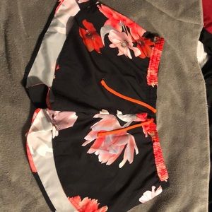 Old navy active shorts